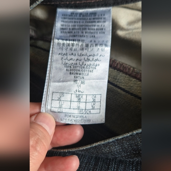 Guess Men's Black Jeans - Picture 9 of 11